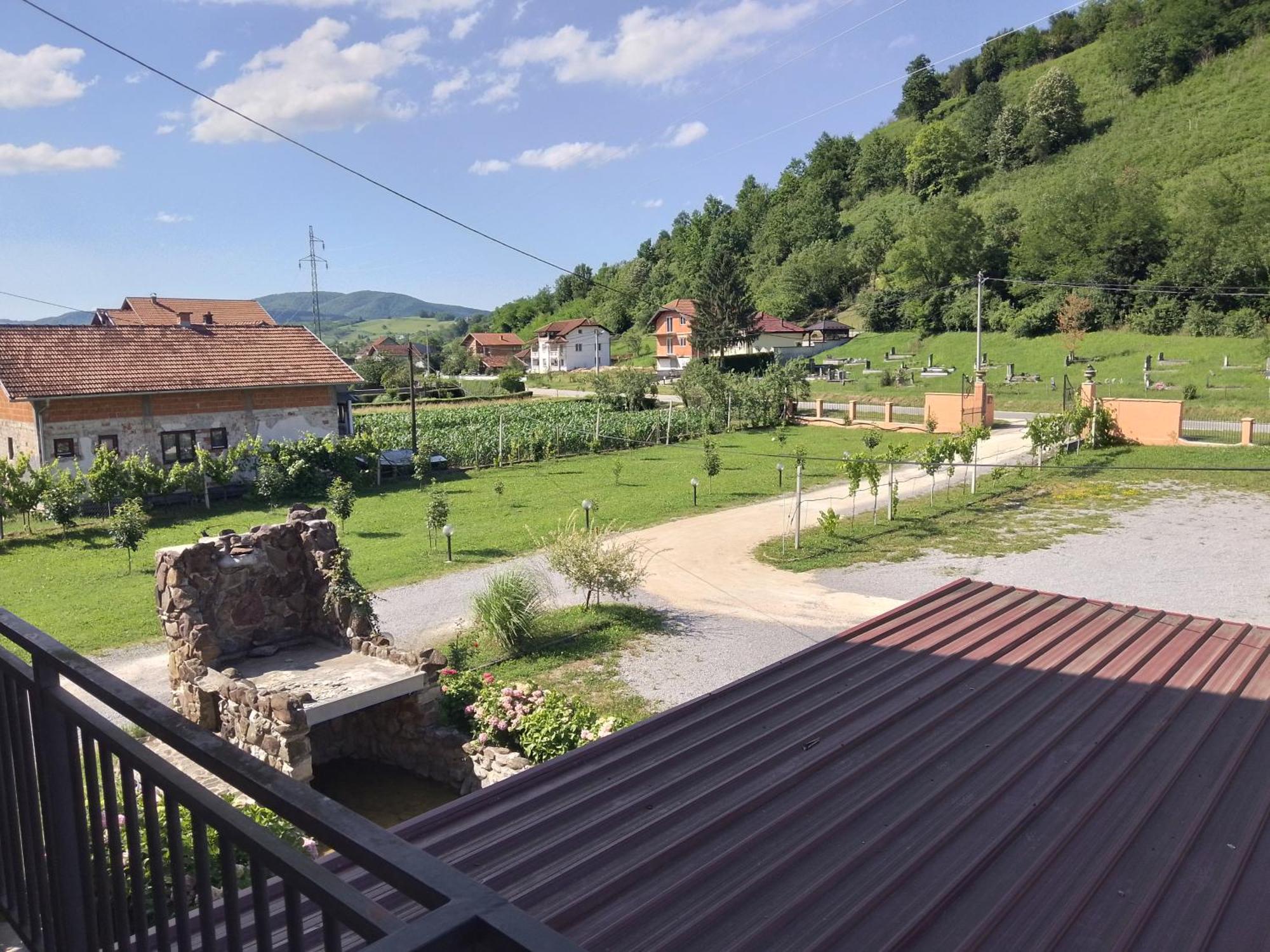Apartmani Natura Sanski Most Экстерьер фото