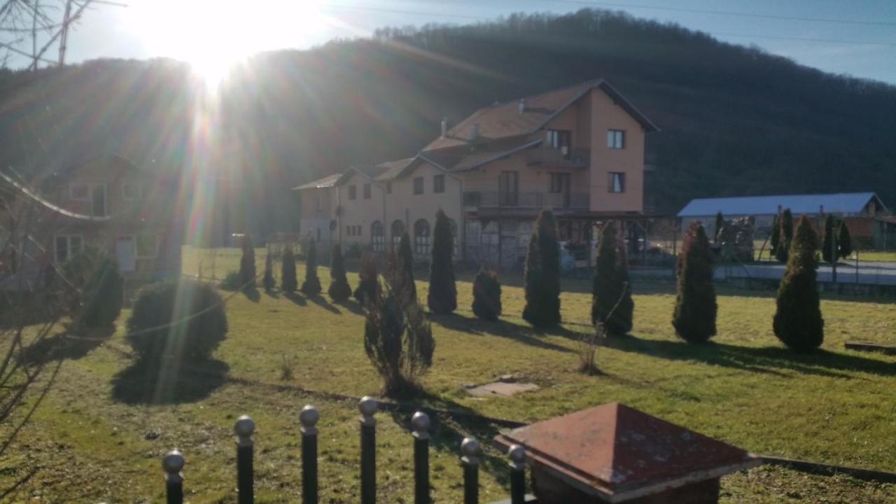 Apartmani Natura Sanski Most Экстерьер фото